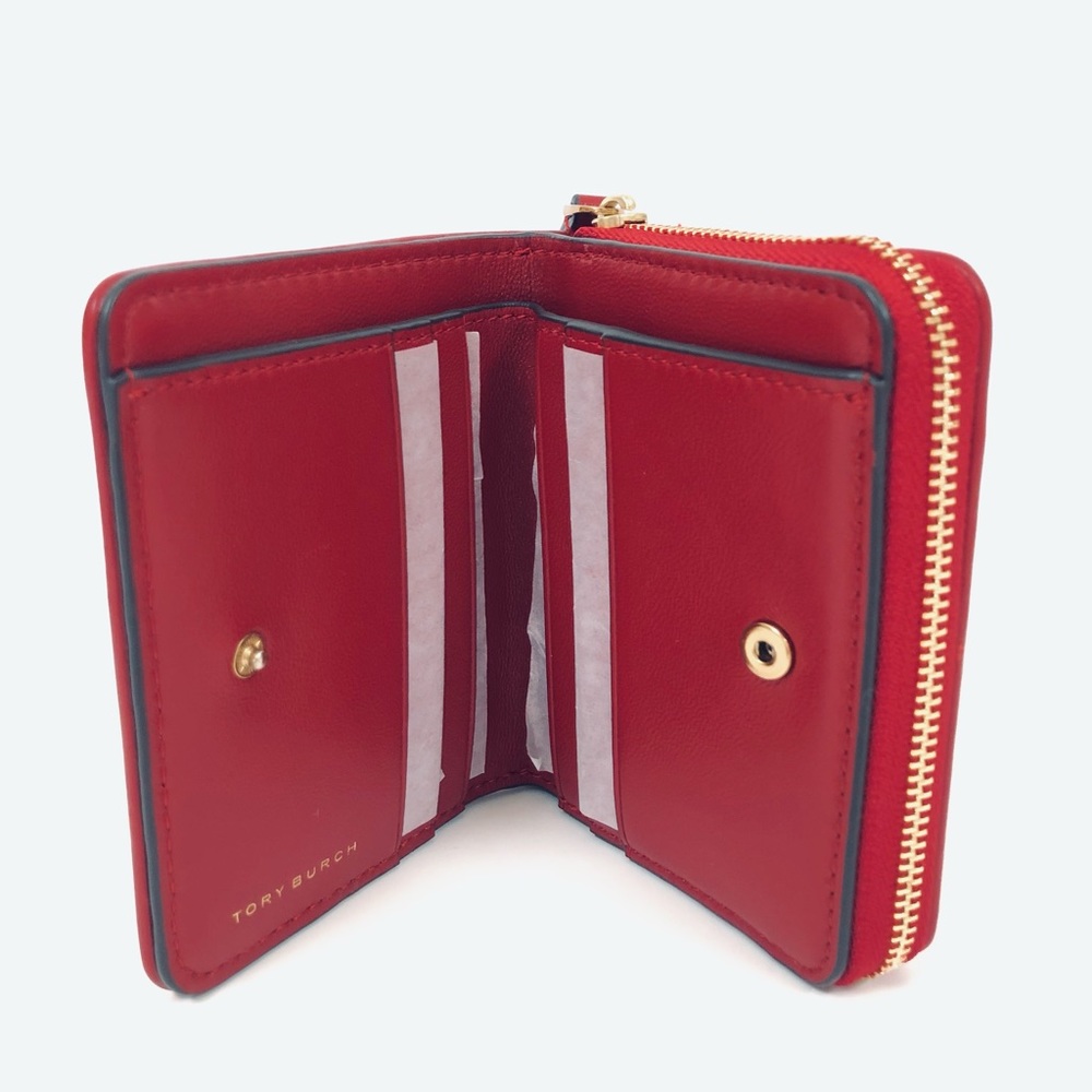 ❌SOLD❌ Tory Burch Kira Chevron Bifold Wallet - Picture 3 of 8